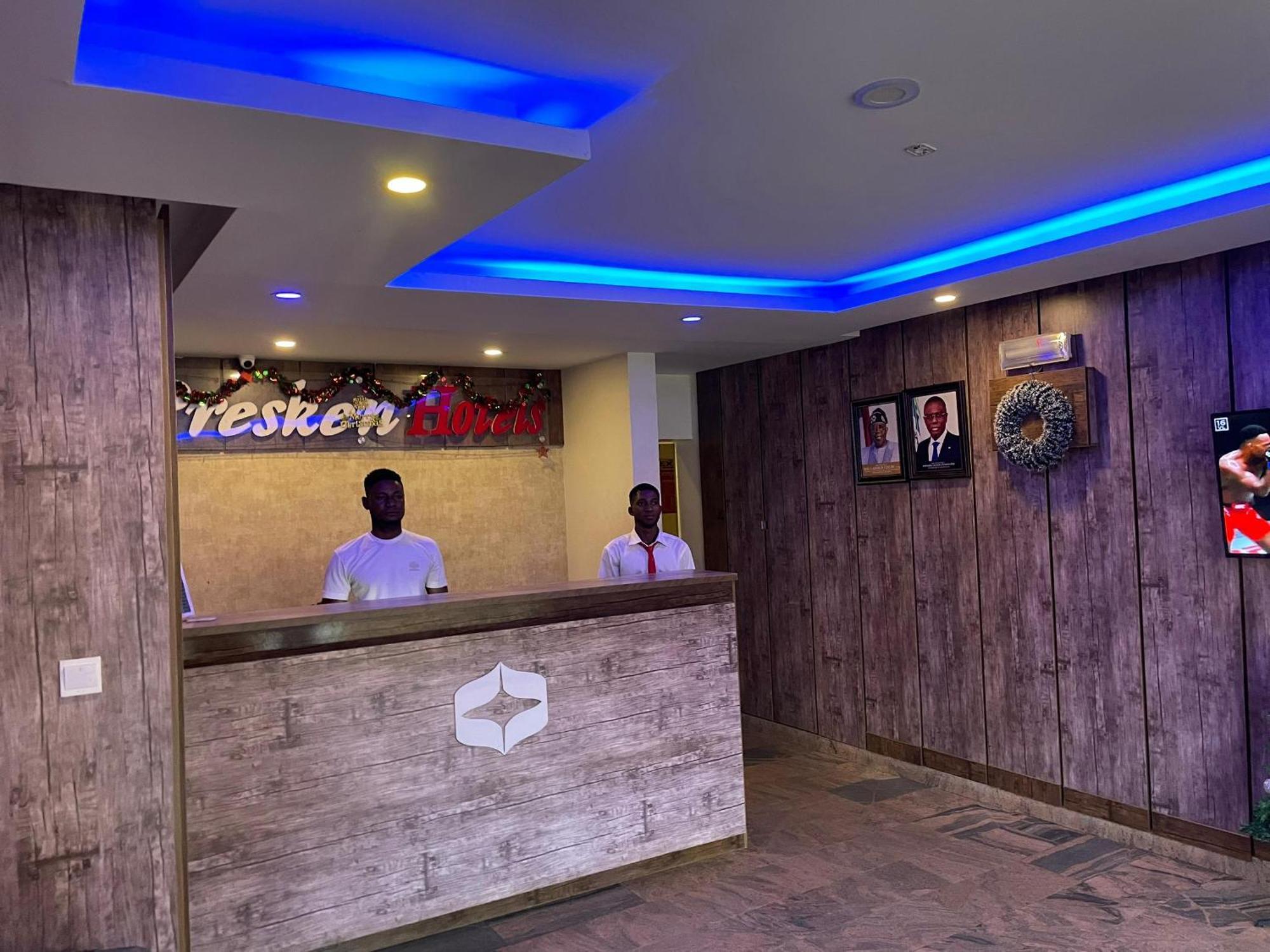 Presken Hotels @Fajodd-4 Ikeja Exterior foto